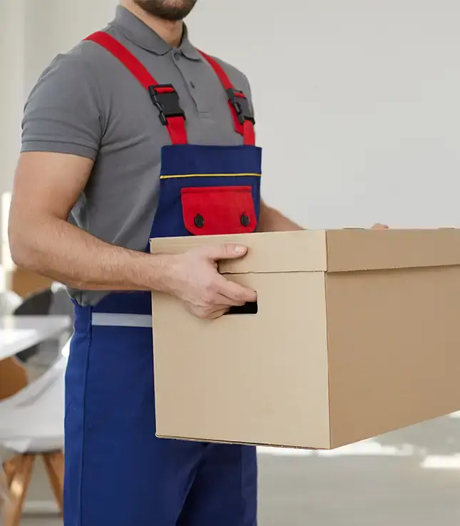 https://www.avatar-umzuege.de/wp-content/uploads/2023/10/koeln_umzugshelfer_traegt_umzugskarton.webp